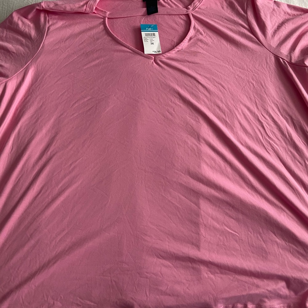 RUE21 T-shirt
